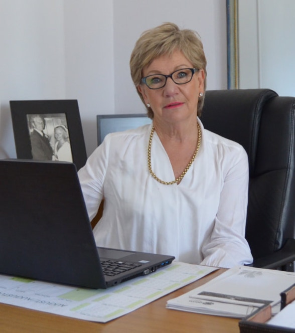 Elna Loubser